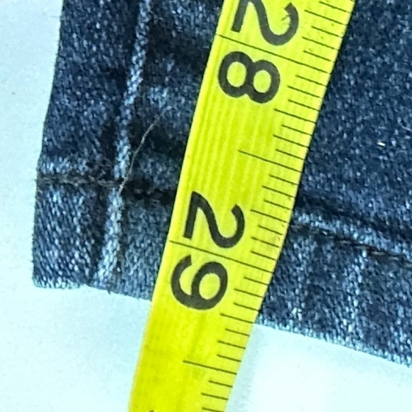 Christopher & Banks sz 8 jeans signature slimming lighter than photos - Picture 7 of 13